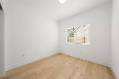 5060 Mascot Avenue, Sacramento, CA 95820 - Photo 17