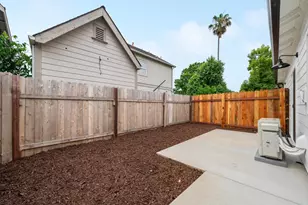 5060 Mascot Ave, Sacramento, CA 95820 - Photo 23