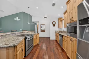 10361 Malaga Way, Rancho Cordova, CA 95670 - Photo 15
