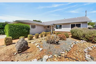 10361 Malaga Way, Rancho Cordova, CA 95670 - Photo 5