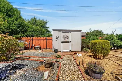 10361 Malaga Way, Rancho Cordova, CA 95670 - Photo 45