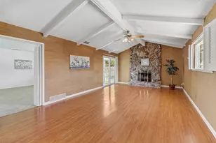 6995 Wavecrest Way, Sacramento, CA 95831 - Photo 9
