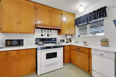 1122 E 19th Street, Marysville, CA 95901 - Photo 13