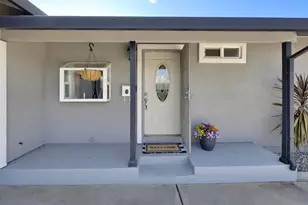 9894 Meteor Dr, Sacramento, CA 95827 - Photo 3
