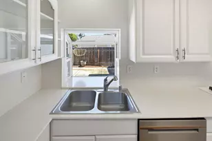 9894 Meteor Dr, Sacramento, CA 95827 - Photo 21