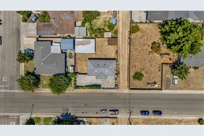 12821 Main Street, Waterford, CA 95386 - Photo 23