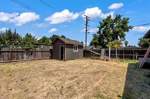 12821 Main St, Waterford, CA 95386 - Photo 15