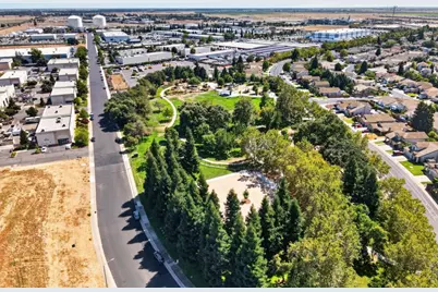8999 Richborough Way, Elk Grove, CA 95624 - Photo 59