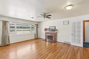 507 E Benjamin Holt Dr, Stockton, CA 95207 - Photo 5