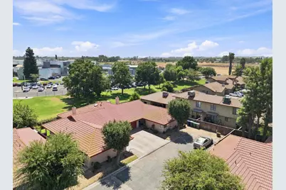 933 Barnett Way, Madera, CA 93637 - Photo 25