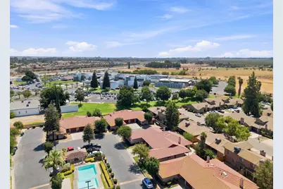 933 Barnett Way, Madera, CA 93637 - Photo 3