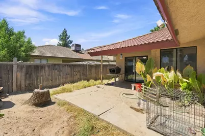 933 Barnett Way, Madera, CA 93637 - Photo 23
