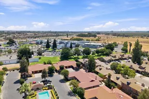 933 Barnett Way, Madera, CA 93637 - Photo 1