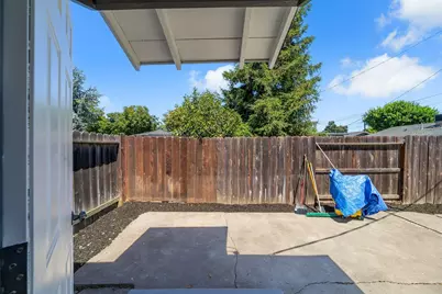 540 E Sonoma Avenue, Stockton, CA 95204 - Photo 35