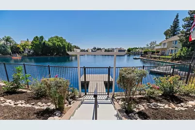 2236 Clear Lake Court, Tracy, CA 95304 - Photo 9