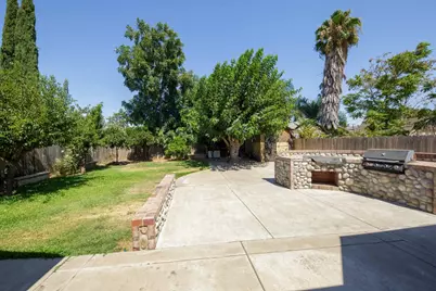 946 S Gertrude Avenue, Stockton, CA 95215 - Photo 35
