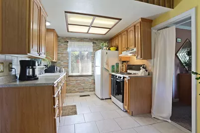 215 Eden Street #1/2, Lodi, CA 95240 - Photo 9