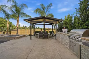 1607 Redmond Dr, Rocklin, CA 95765 - Photo 61