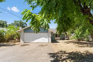 858 Cleveland Ave, Chico, CA 95928 - Photo 1