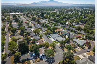 1889 Leslie Drive, Pleasant Hill, CA 94523 - Photo 81