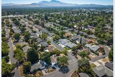 1889 Leslie Drive, Pleasant Hill, CA 94523 - Photo 83