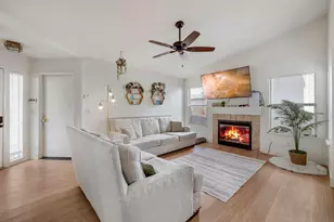 7101 Sutherland Way, Elk Grove, CA 95758 - Photo 5