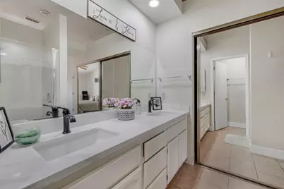7101 Sutherland Way, Elk Grove, CA 95758 - Photo 27