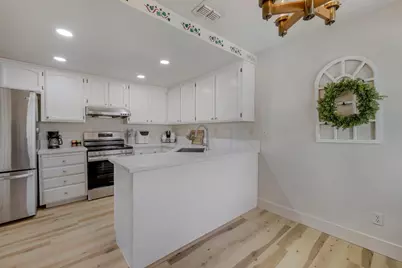 7101 Sutherland Way, Elk Grove, CA 95758 - Photo 13