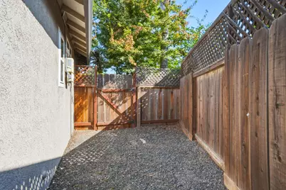 2140 Claymont Drive, Modesto, CA 95350 - Photo 45