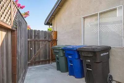 2140 Claymont Drive, Modesto, CA 95350 - Photo 47