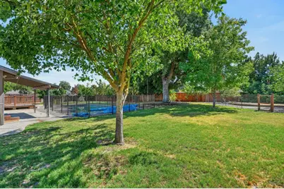 6727 Orleans Way, Sacramento, CA 95831 - Photo 39