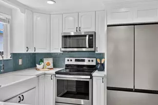 6727 Orleans Way, Sacramento, CA 95831 - Photo 17