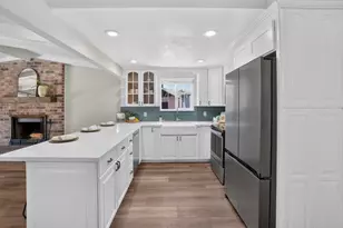 6727 Orleans Way, Sacramento, CA 95831 - Photo 13