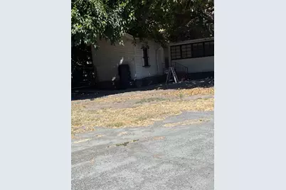 2100 W Main, Turlock, CA 95380 - Photo 15