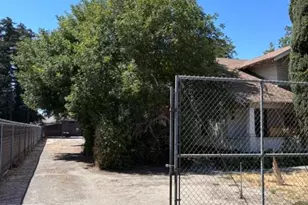 2100 W Main, Turlock, CA 95380 - Photo 5