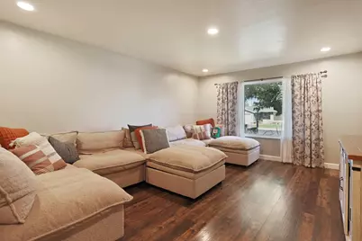 401 Rainier Drive, Lodi, CA 95242 - Photo 9