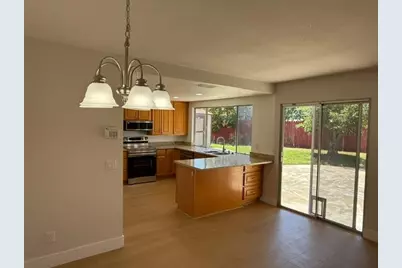 10 Bluestone Court, Sacramento, CA 95824 - Photo 7