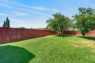 10 Bluestone Ct, Sacramento, CA 95824 - Photo 27