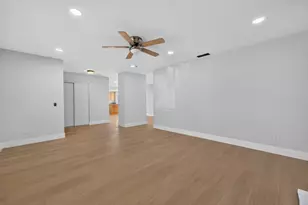 10 Bluestone Ct, Sacramento, CA 95824 - Photo 11