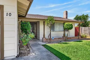 10 Bluestone Ct, Sacramento, CA 95824 - Photo 3
