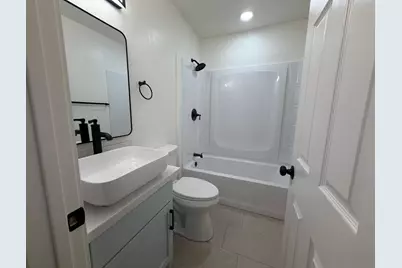 1255 Jordan Way, Hanford, CA 93230 - Photo 7