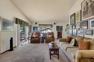 18454 Wildflower Dr, Penn Valley, CA 95946 - Photo 7