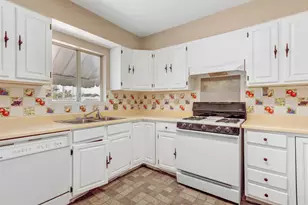 3943 Jasmine St, Sacramento, CA 95838 - Photo 11