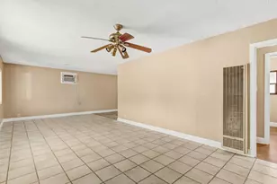3943 Jasmine St, Sacramento, CA 95838 - Photo 5