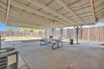 4688 Pacific Avenue, Olivehurst, CA 95961 - Photo 23