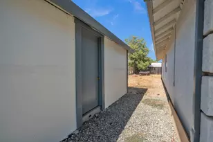 4688 Pacific Ave, Olivehurst, CA 95961 - Photo 27