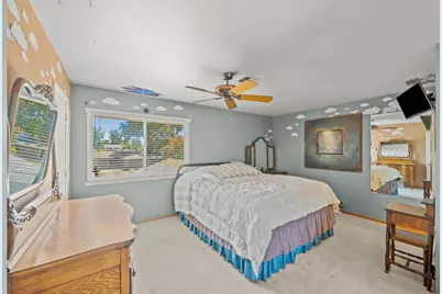 2544 Clearlake Way, Sacramento, CA 95826 - Photo 33