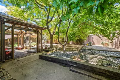 2544 Clearlake Way, Sacramento, CA 95826 - Photo 41