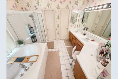 1056 Portola Valley Road, Yuba City, CA 95993 - Photo 11