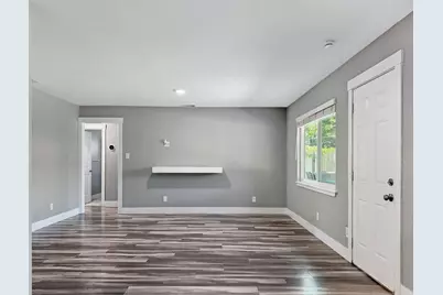 7013 Thomas Drive, North Highlands, CA 95660 - Photo 9